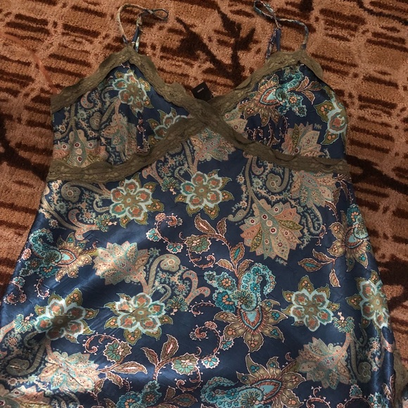 Blouse - Picture 1 of 2